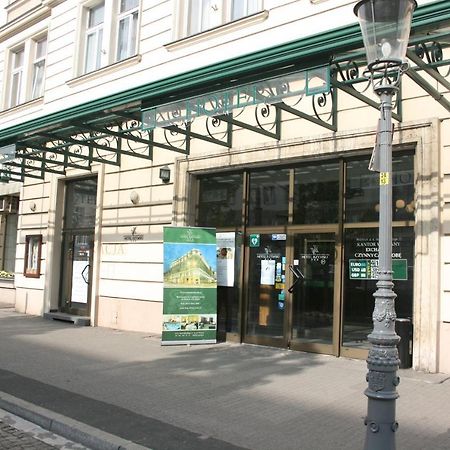 Hotel Rzymski Познан Екстериор снимка